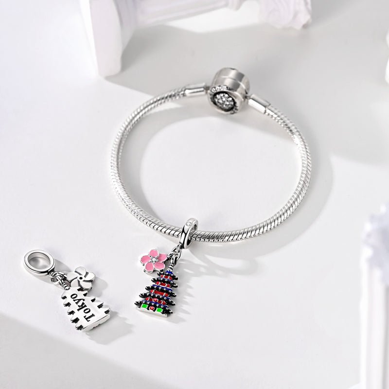 Charm Pendant Tokyo Asakusa et Fleur de Cerisier