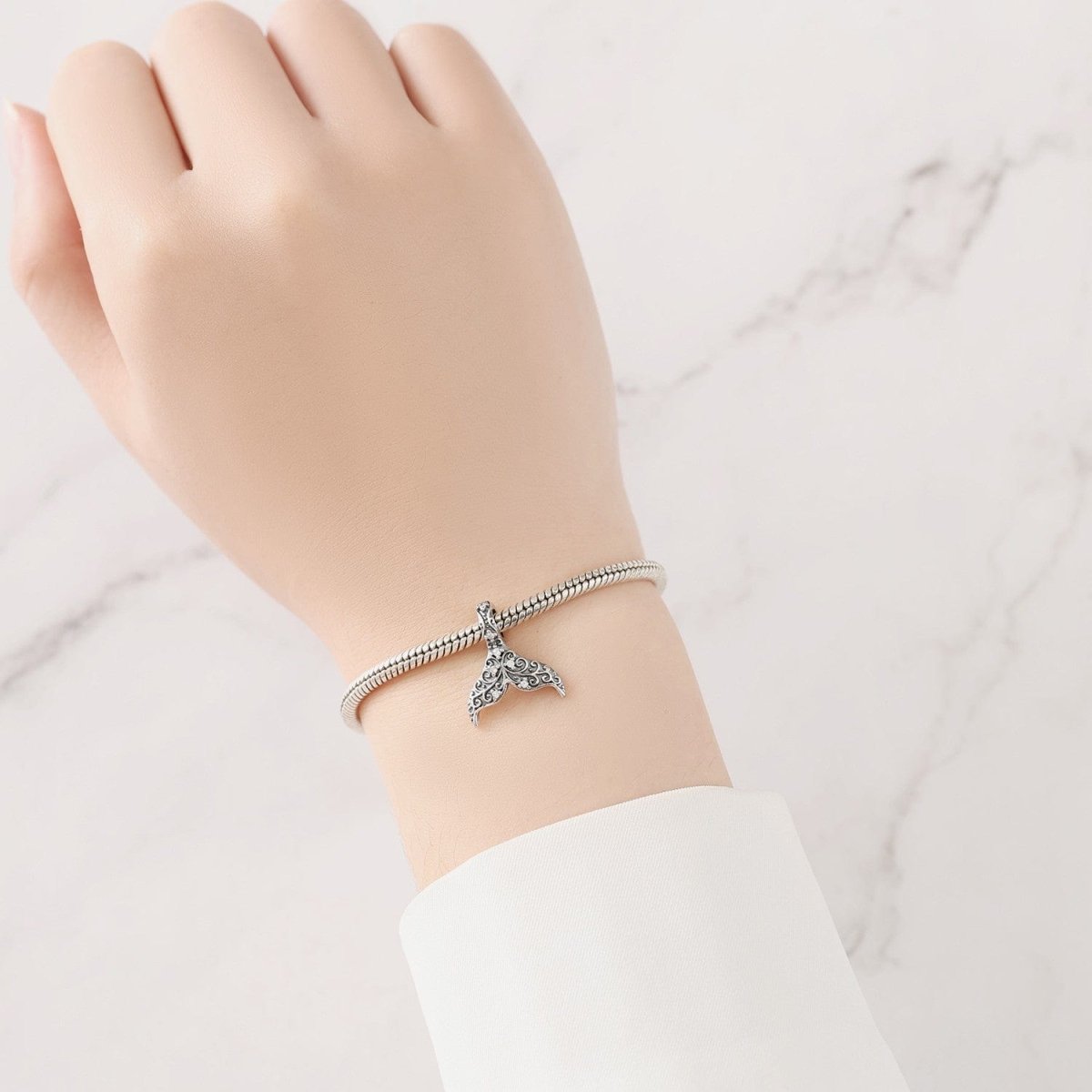 Charm Pendentif Queue de Baleine