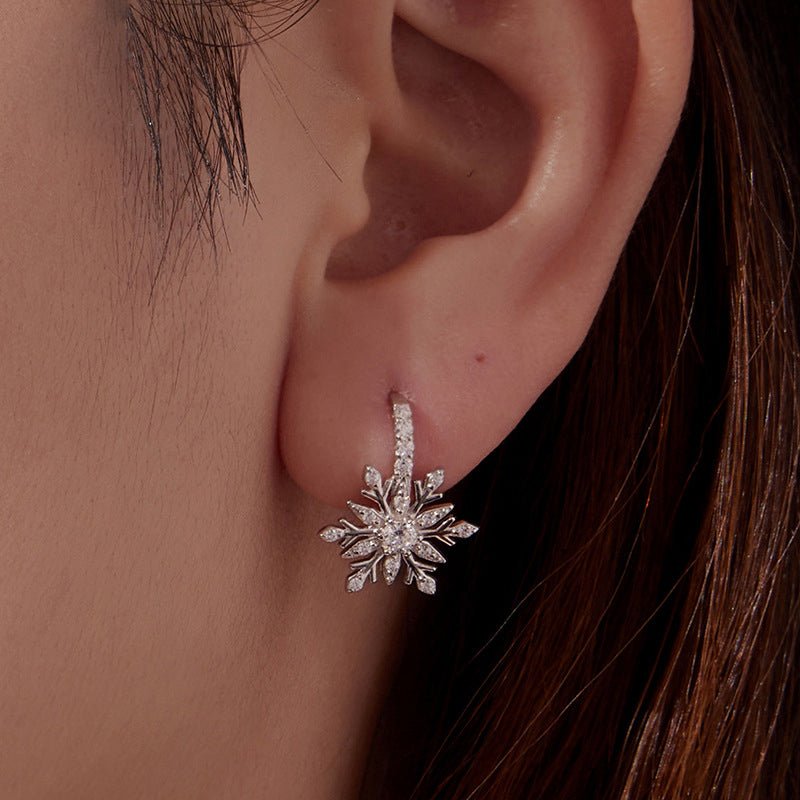 Créoles Flocon de Neige en Cristal d'Hiver