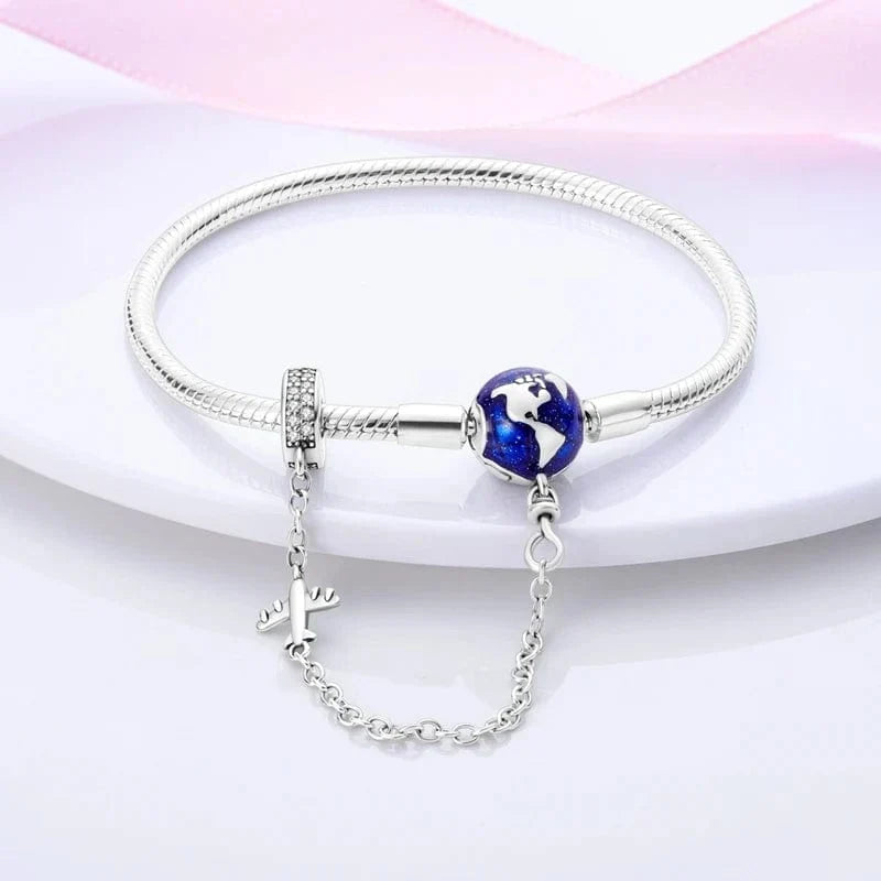 Bracelet à Charms Globe Terrestre avec Avion et Chaîne de Sécurité
